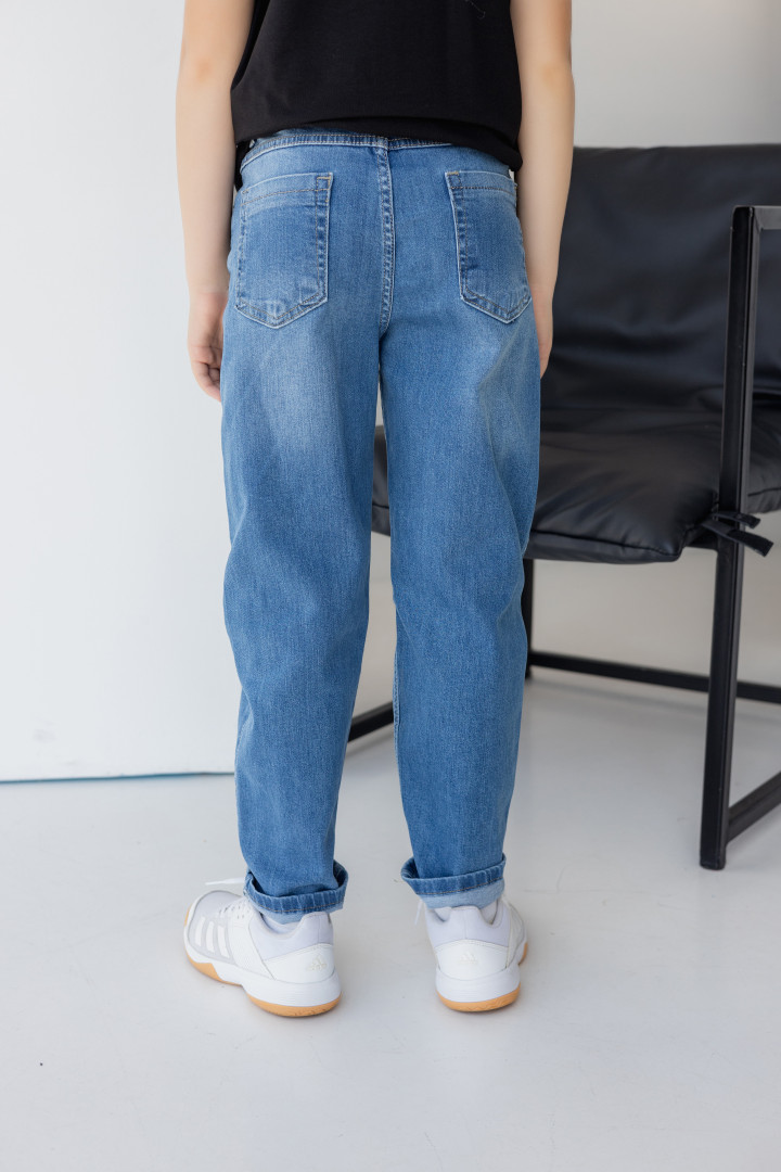 Рваные джинсы для мальчика