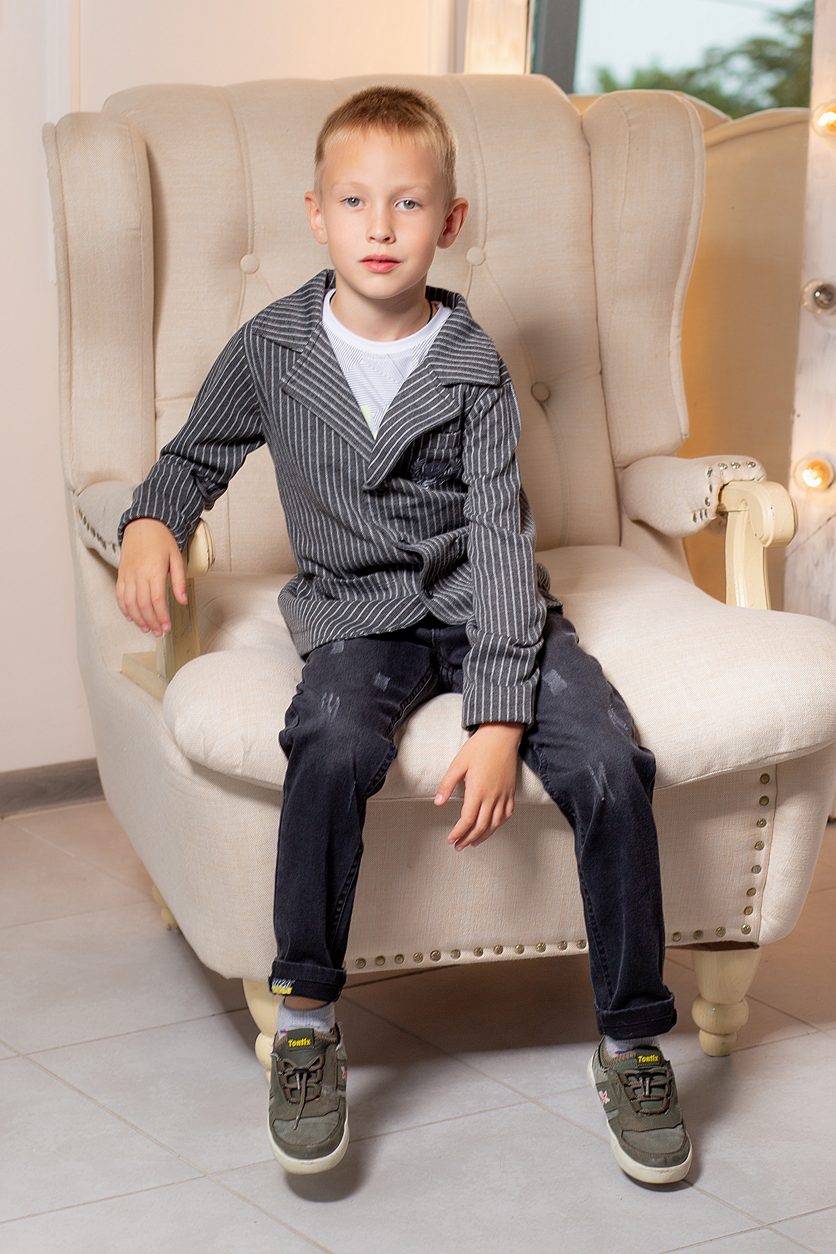 Трикотажный пиджак "Полоска" для мальчика